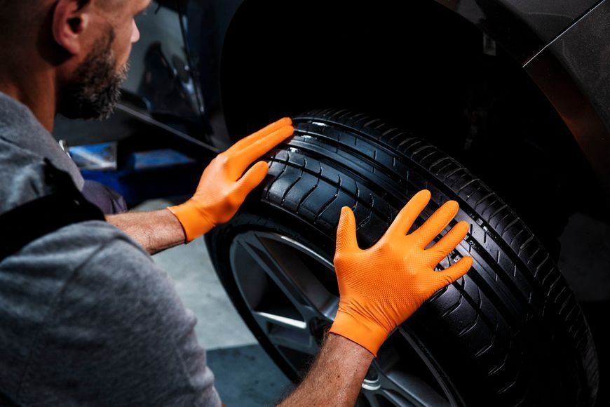 Рукавички нітрилові надміцні бензо маслостійкі для СТО mediOK Grip Orange M 50шт. RO-0021821 фото